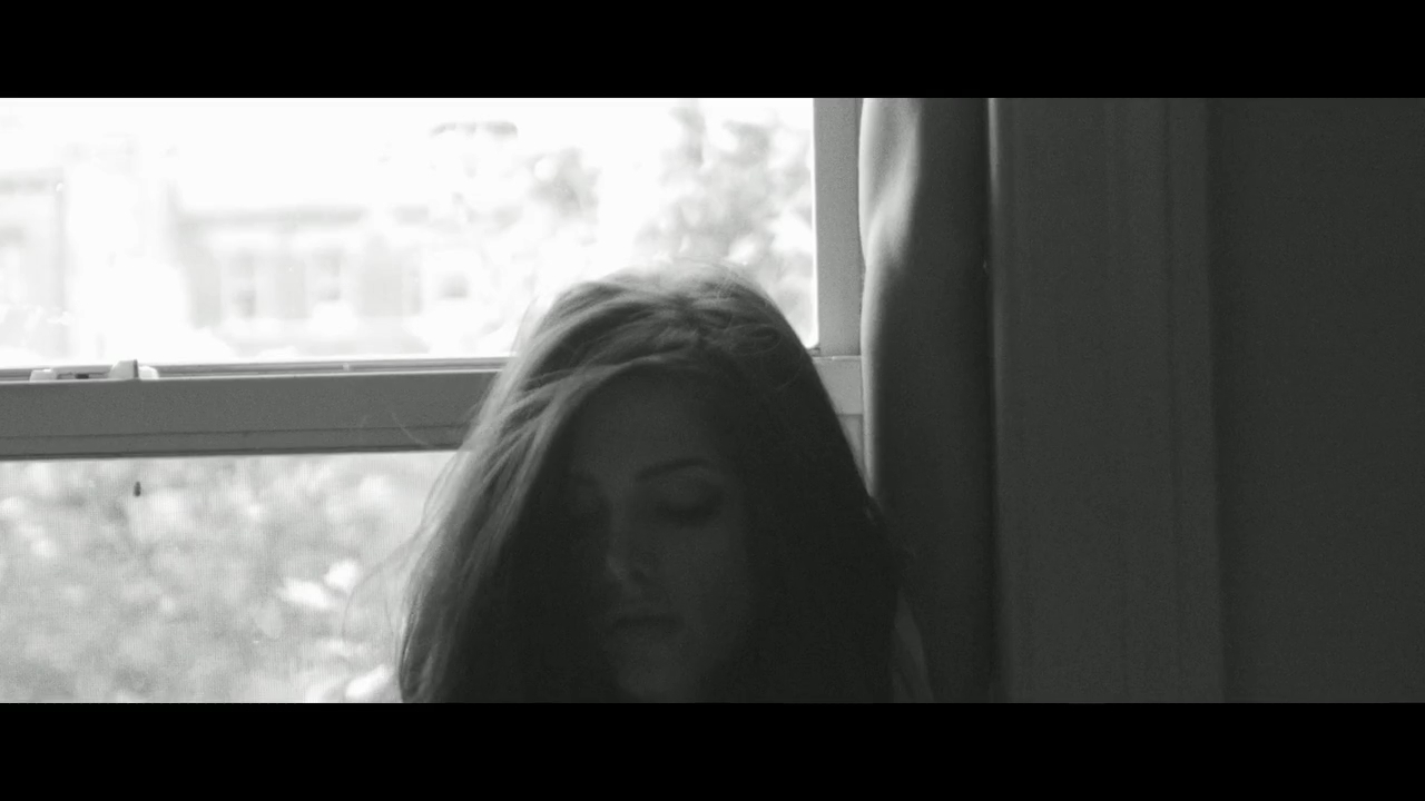 Ashley-Greene-dot-nl_2012Esquire-2-0112.jpg