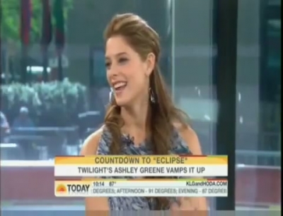 Ashley-Greene-dot-nl_2010TheTodayShow0036.jpg