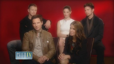 Ashley-Greene-dot-nl_2011CelebTV0142.jpg