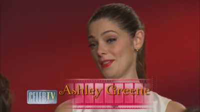 Ashley-Greene-dot-nl_2011CelebTV0150.jpg