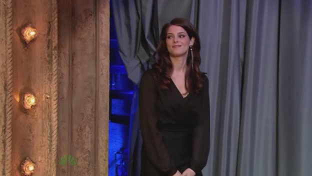 Ashley-Greene-dot-nl-2011LateNghtWithJimmyFallon0033.jpg
