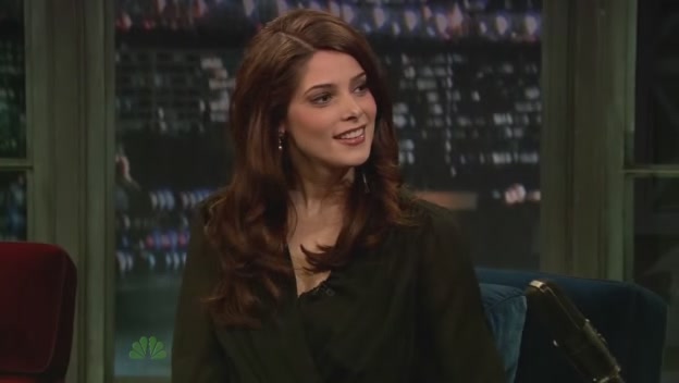 Ashley-Greene-dot-nl-2011LateNghtWithJimmyFallon0049.jpg