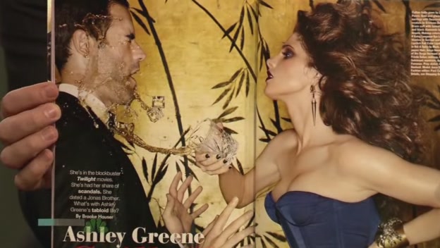 Ashley-Greene-dot-nl-2011LateNghtWithJimmyFallon0071.jpg