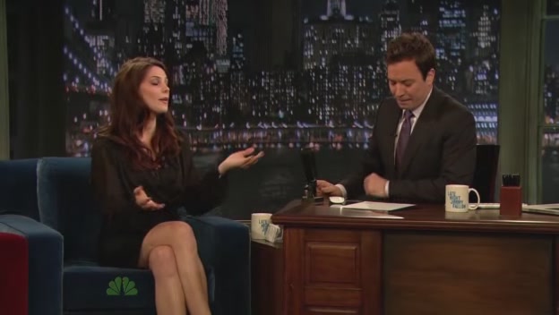 Ashley-Greene-dot-nl-2011LateNghtWithJimmyFallon0302.jpg