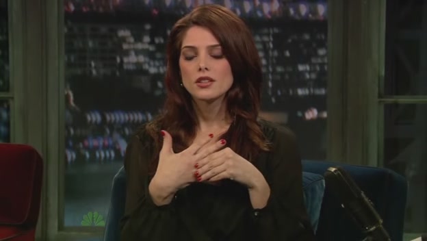Ashley-Greene-dot-nl-2011LateNghtWithJimmyFallon0343.jpg