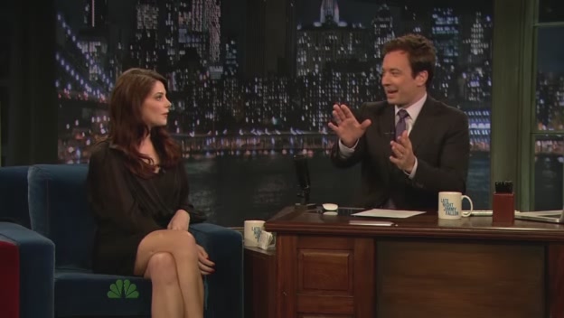 Ashley-Greene-dot-nl-2011LateNghtWithJimmyFallon0395.jpg