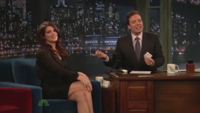 Ashley-Greene-dot-nl-2011LateNghtWithJimmyFallon0292.jpg