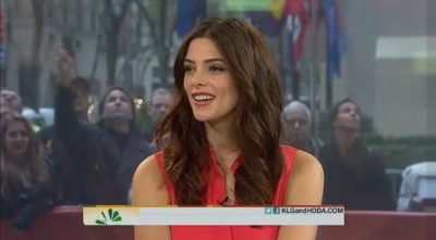 Ashley-Greene-dot-nl_17nov2011TheTodayShow0026.jpg