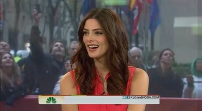 Ashley-Greene-dot-nl_17nov2011TheTodayShow0027.jpg