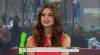 Ashley-Greene-dot-nl_17nov2011TheTodayShow0033.jpg