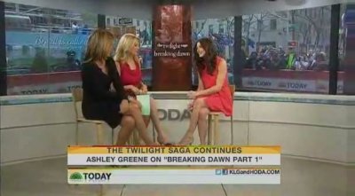 Ashley-Greene-dot-nl_17nov2011TheTodayShow0036.jpg