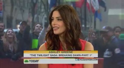 Ashley-Greene-dot-nl_17nov2011TheTodayShow0045.jpg