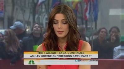 Ashley-Greene-dot-nl_17nov2011TheTodayShow0059.jpg