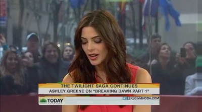 Ashley-Greene-dot-nl_17nov2011TheTodayShow0073.jpg