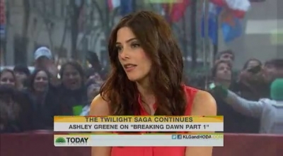 Ashley-Greene-dot-nl_17nov2011TheTodayShow0080.jpg