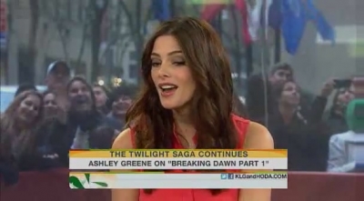 Ashley-Greene-dot-nl_17nov2011TheTodayShow0082.jpg