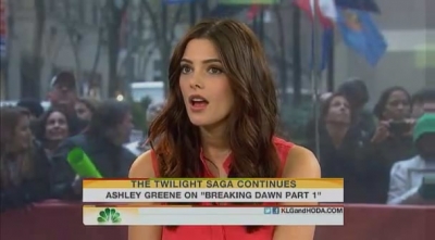 Ashley-Greene-dot-nl_17nov2011TheTodayShow0087.jpg