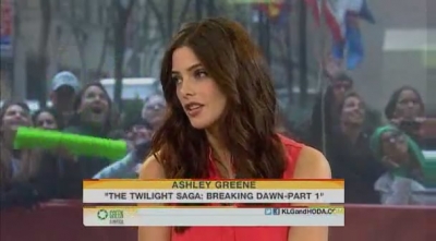 Ashley-Greene-dot-nl_17nov2011TheTodayShow0090.jpg