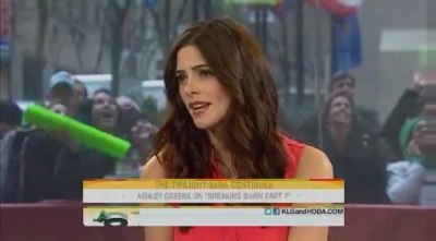 Ashley-Greene-dot-nl_17nov2011TheTodayShow0093.jpg