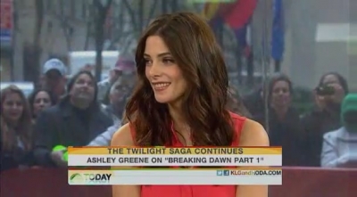 Ashley-Greene-dot-nl_17nov2011TheTodayShow0127.jpg