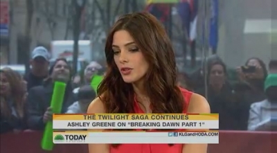 Ashley-Greene-dot-nl_17nov2011TheTodayShow0132.jpg