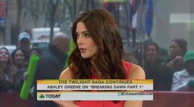 Ashley-Greene-dot-nl_17nov2011TheTodayShow0134.jpg