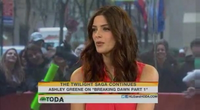 Ashley-Greene-dot-nl_17nov2011TheTodayShow0152.jpg