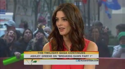 Ashley-Greene-dot-nl_17nov2011TheTodayShow0170.jpg