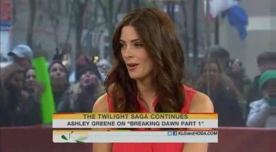 Ashley-Greene-dot-nl_17nov2011TheTodayShow0171.jpg