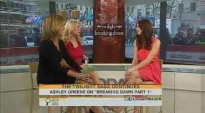 Ashley-Greene-dot-nl_17nov2011TheTodayShow0179.jpg