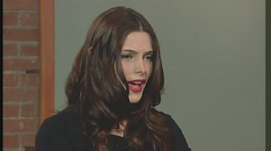 Ashley-Greene-dot-nl_2011YYNcom0353.jpg
