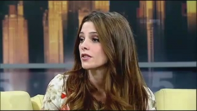 Ashley-Greene-dot-nl_GoodDayNY0206.jpg