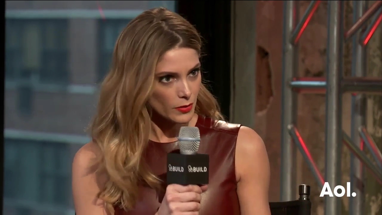 Ashley-Greene-dot_nl-6april2016AOLBuildSeries-Rouge0118.jpg