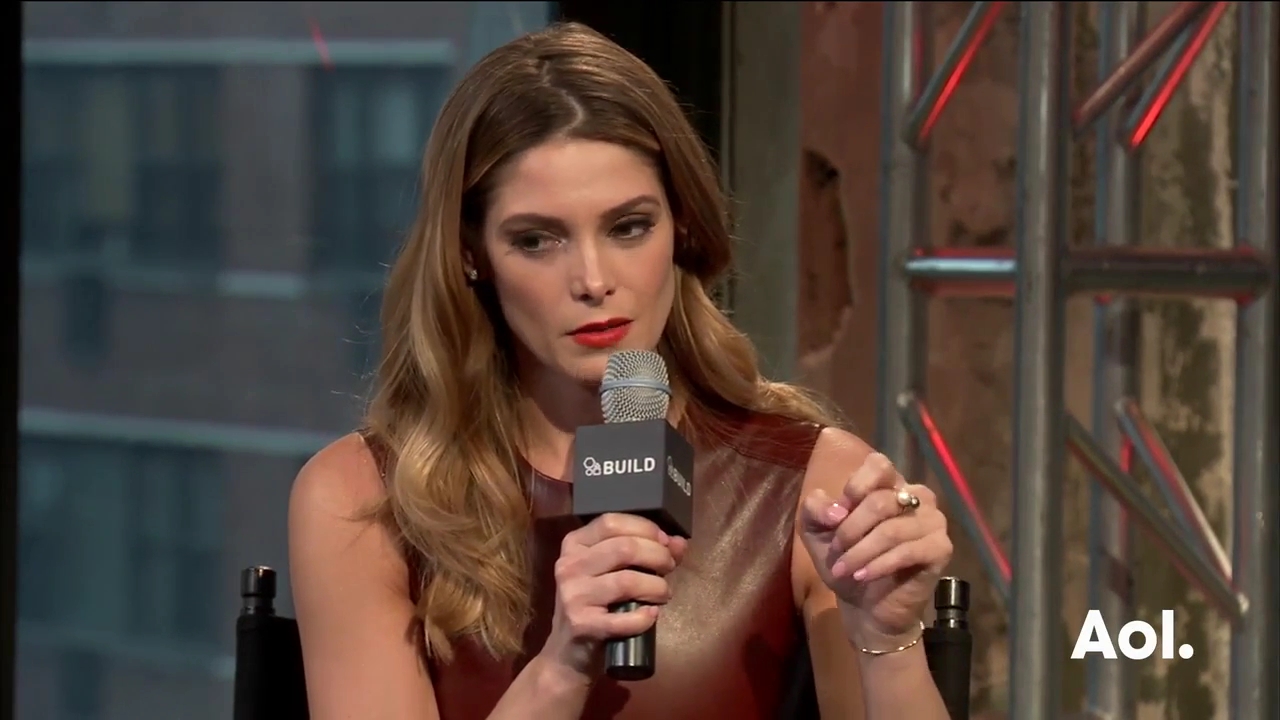 Ashley-Greene-dot_nl-6april2016AOLBuildSeries-Rouge0585.jpg
