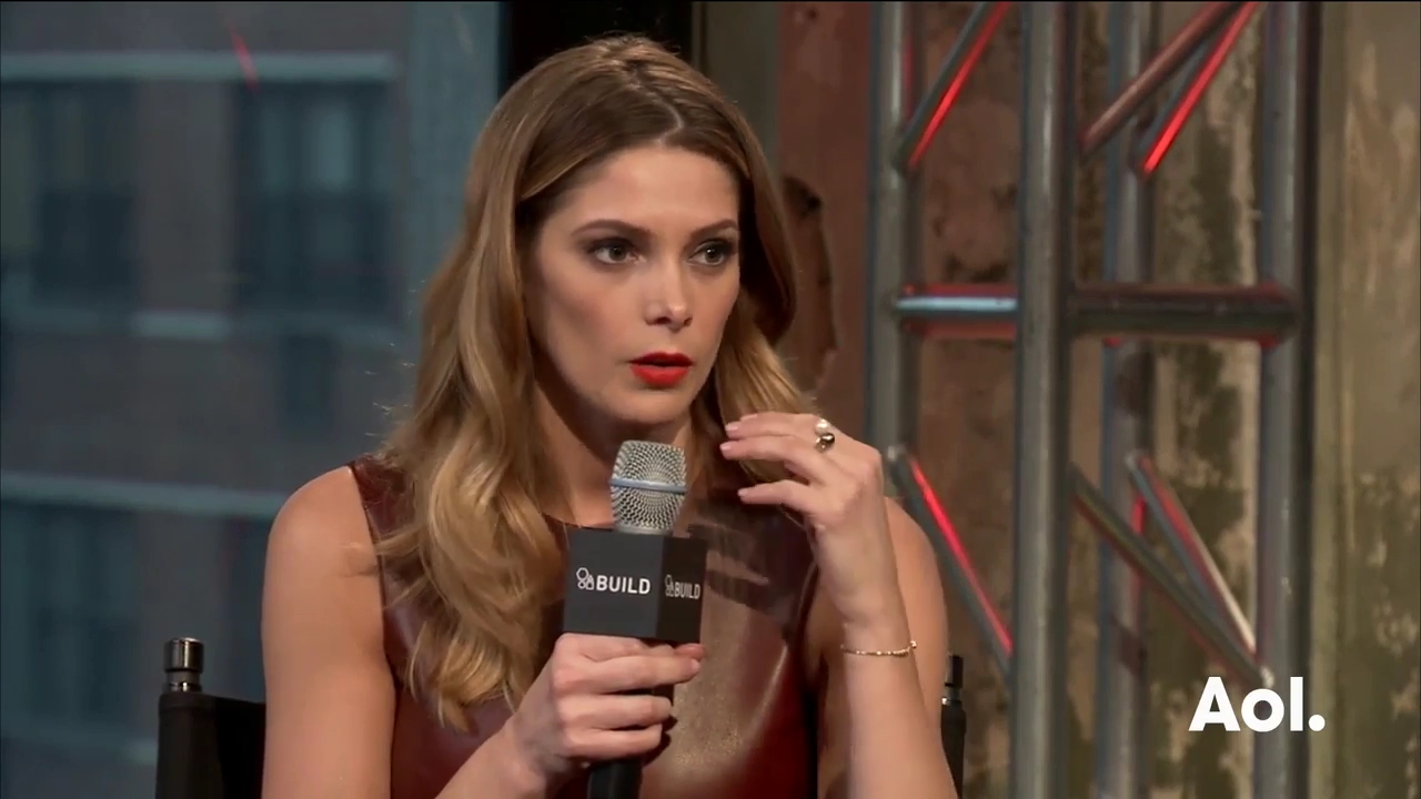 Ashley-Greene-dot_nl-6april2016AOLBuildSeries-Rouge1025.jpg