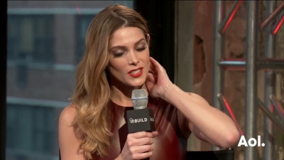 Ashley-Greene-dot_nl-6april2016AOLBuildSeries-Rouge0055.jpg