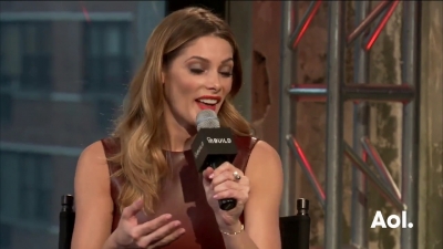 Ashley-Greene-dot_nl-6april2016AOLBuildSeries-Rouge1091.jpg