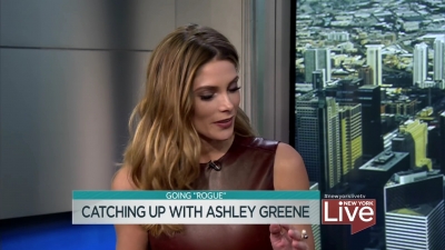 Ashley-Greene-dot_nl-6april2016HuffPostLive0120.jpg