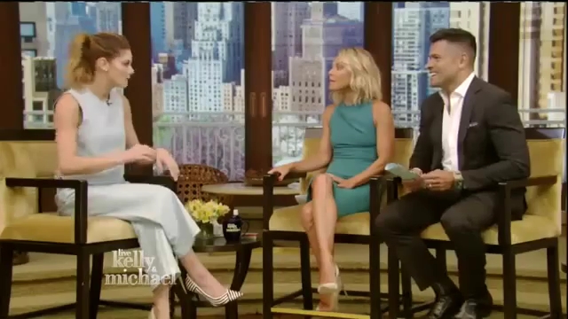 Ashley-Greene-dot_nl-7april2016LiveWithKellyAndMichael0122.jpg Ashley-Greene-dot_nl-7april2016LiveWithKellyAndMichael0122.jpg