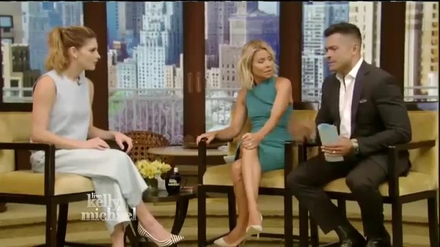 Ashley-Greene-dot_nl-7april2016LiveWithKellyAndMichael0179.jpg Ashley-Greene-dot_nl-7april2016LiveWithKellyAndMichael0179.jpg