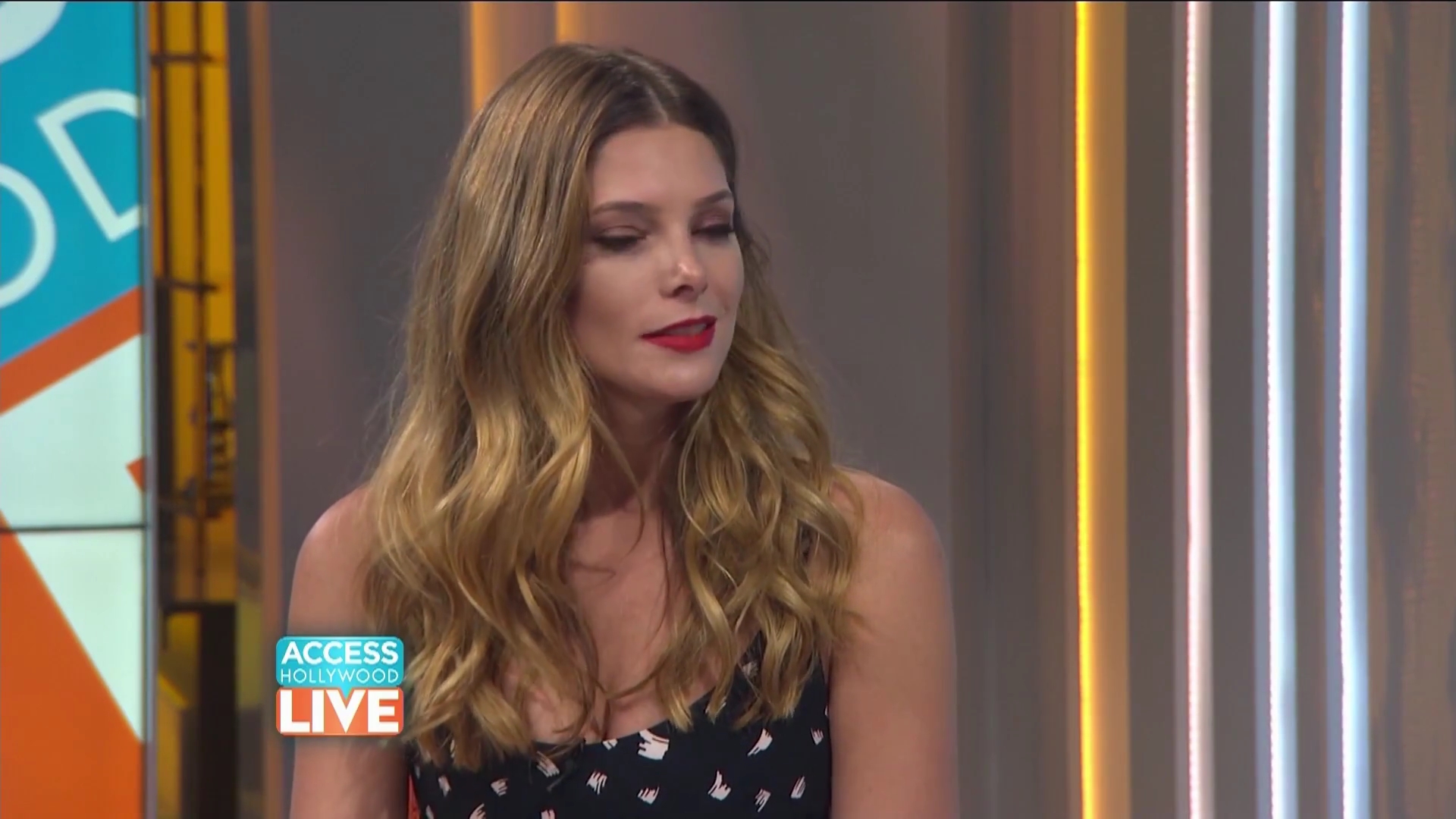 Ashkey-Greene-dot-nl_2017AccesHollywood0064.jpg Ashkey-Greene-dot-nl_2017AccesHollywood0064.jpg