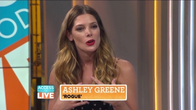 Ashkey-Greene-dot-nl_2017AccesHollywood0151.jpg