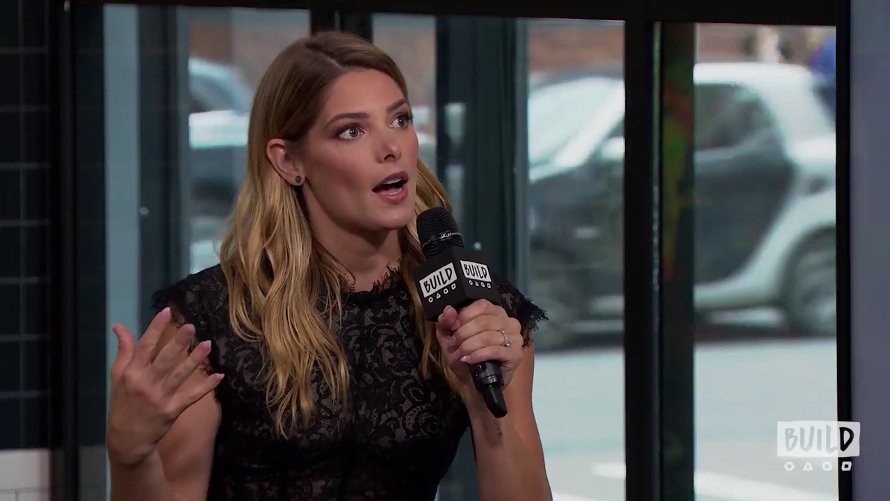 Ashley-Greene-dot-nl_2018AOLBuildSeries0506.jpg Ashley-Greene-dot-nl_2018AOLBuildSeries0506.jpg