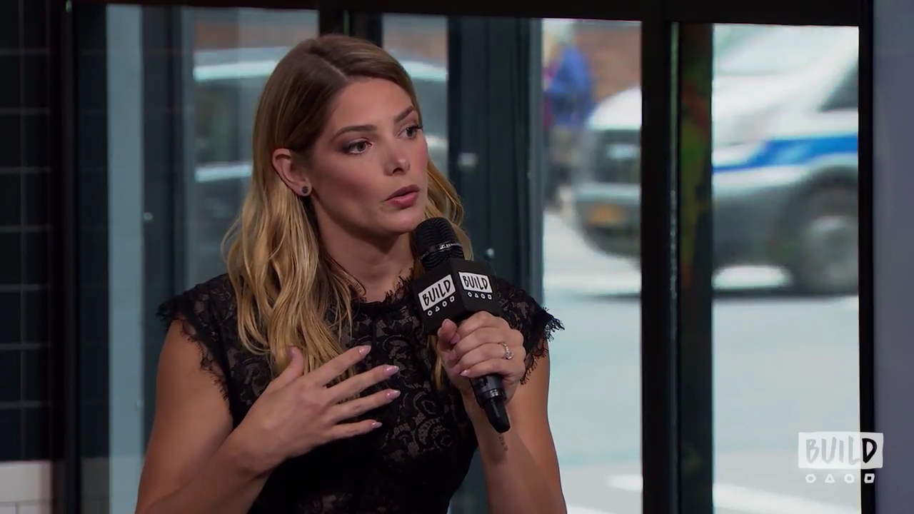 Ashley-Greene-dot-nl_2018AOLBuildSeries0509.jpg Ashley-Greene-dot-nl_2018AOLBuildSeries0509.jpg