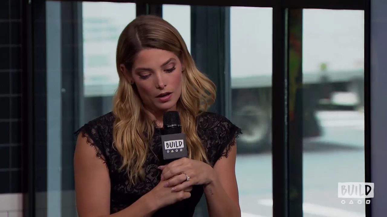 Ashley-Greene-dot-nl_2018AOLBuildSeries0623.jpg Ashley-Greene-dot-nl_2018AOLBuildSeries0623.jpg