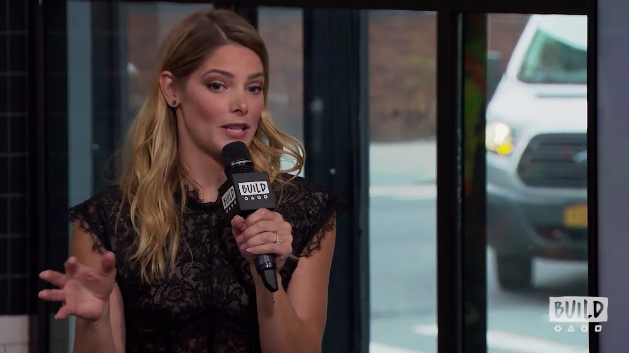 Ashley-Greene-dot-nl_2018AOLBuildSeries1672.jpg Ashley-Greene-dot-nl_2018AOLBuildSeries1672.jpg