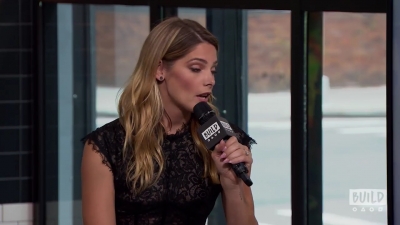 Ashley-Greene-dot-nl_2018AOLBuildSeries0379.jpg