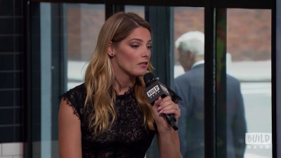 Ashley-Greene-dot-nl_2018AOLBuildSeries0381.jpg