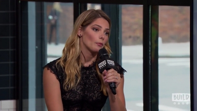 Ashley-Greene-dot-nl_2018AOLBuildSeries0398.jpg