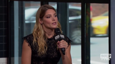 Ashley-Greene-dot-nl_2018AOLBuildSeries0445.jpg